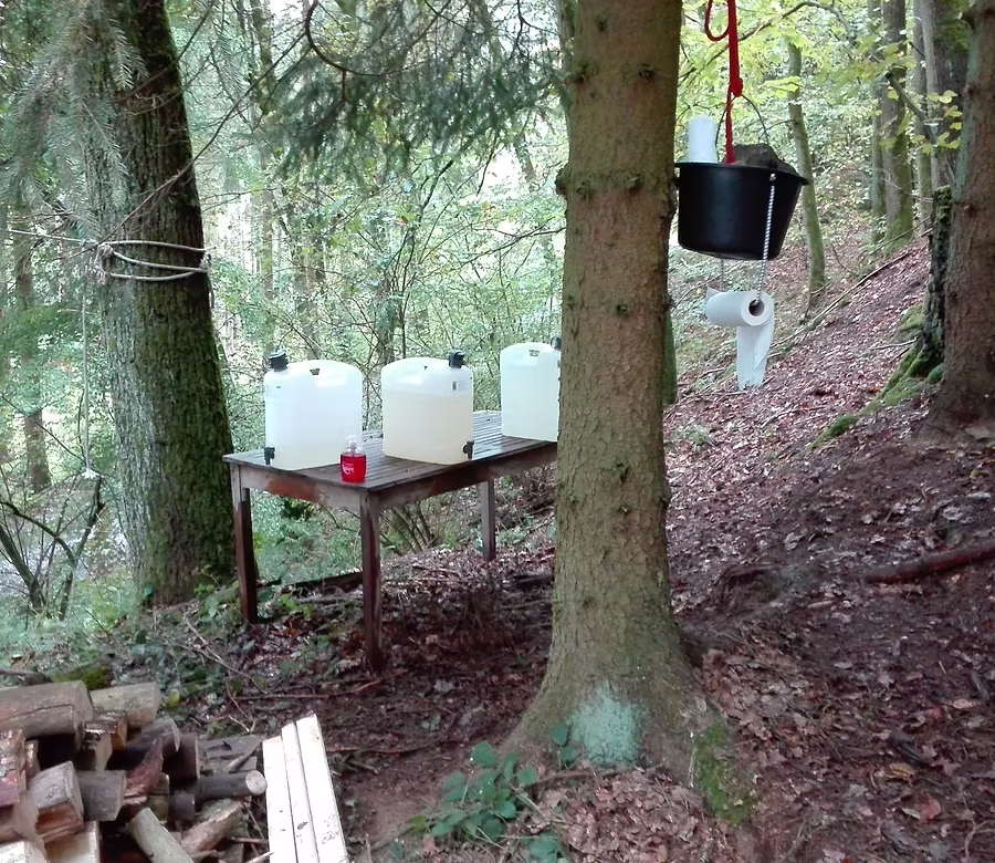 Hygiene-Station im Trainingscamp