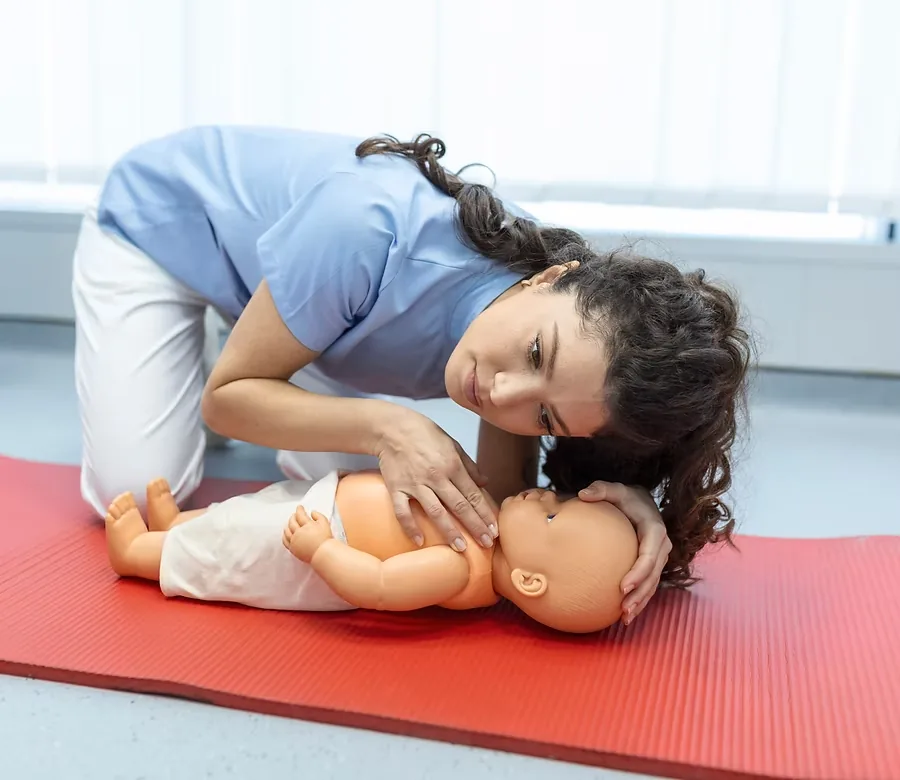 Reanimationstraining am Säuglings-Modell
